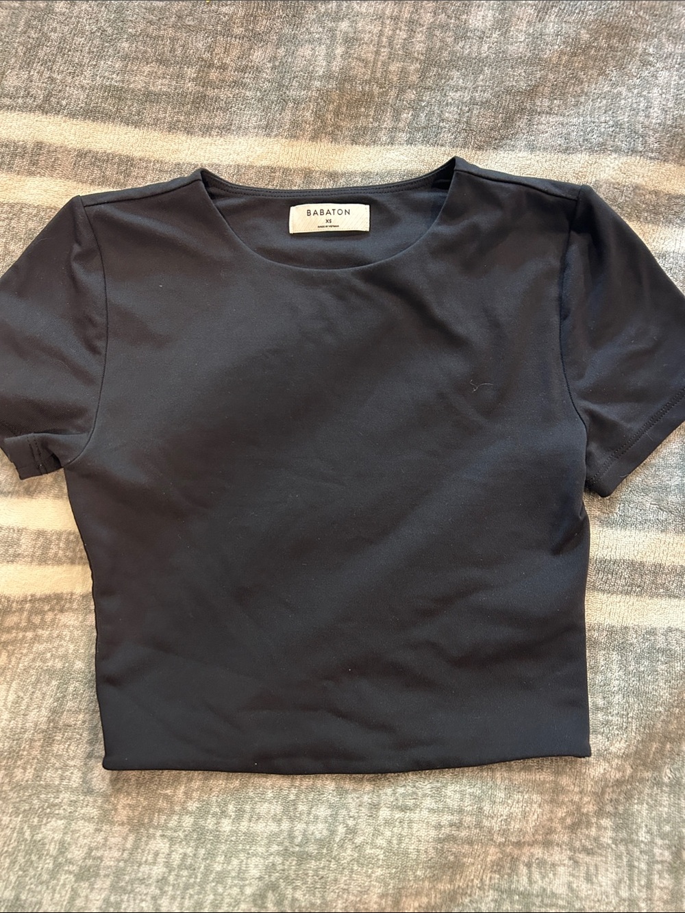 Babaton Black Short Sleeve Crop Tee